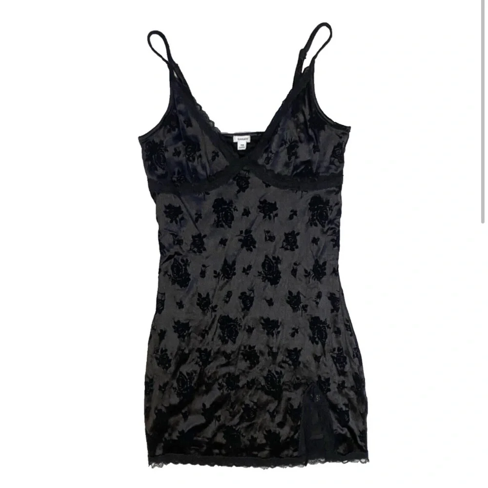 Garage Woman’s Small Velvet Floral Sleeveless Mini Dress With Lace Accents - Picture 5 of 9